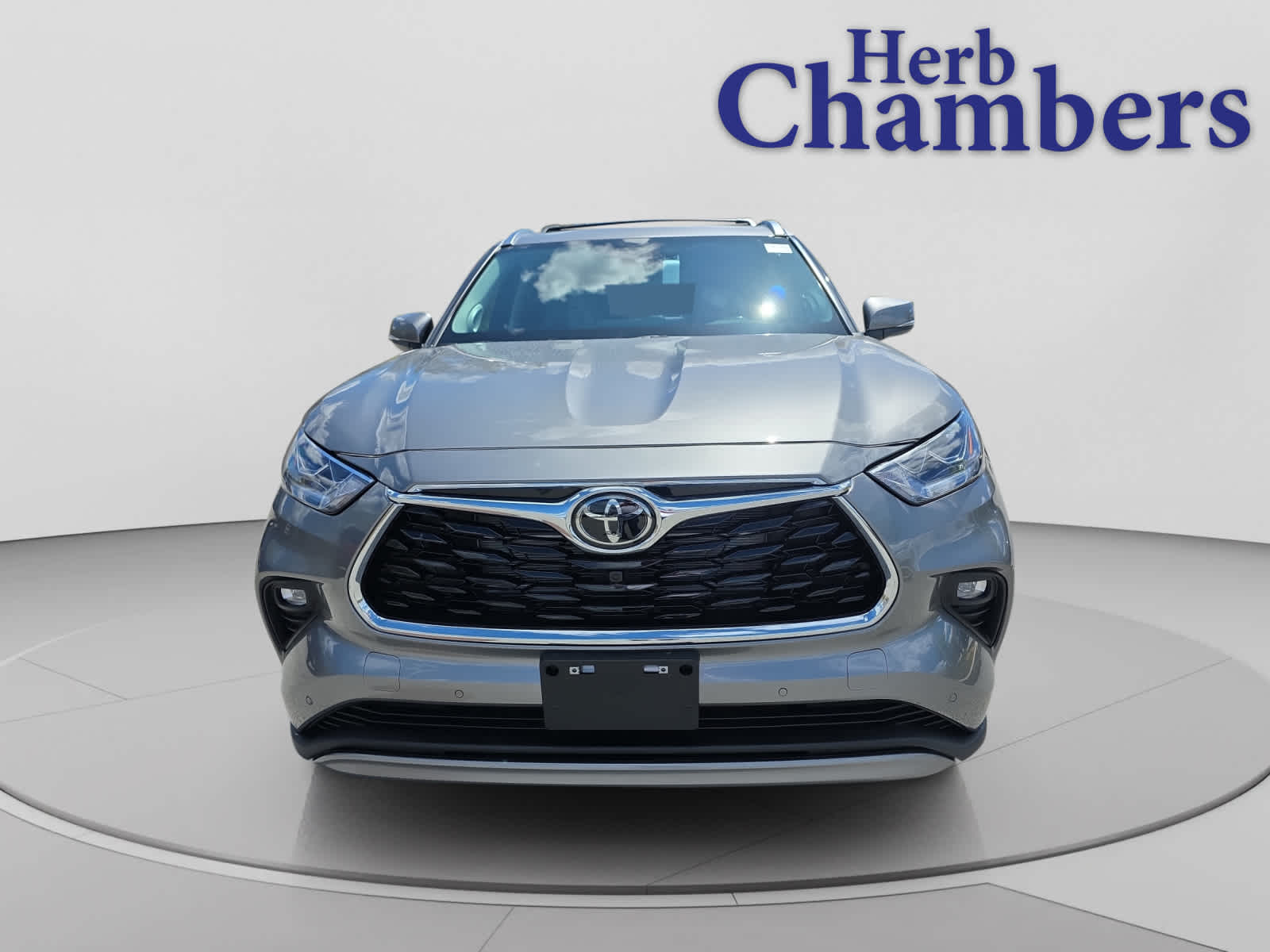 new 2026 Toyota Highlander Hybrid car, priced at $59,152