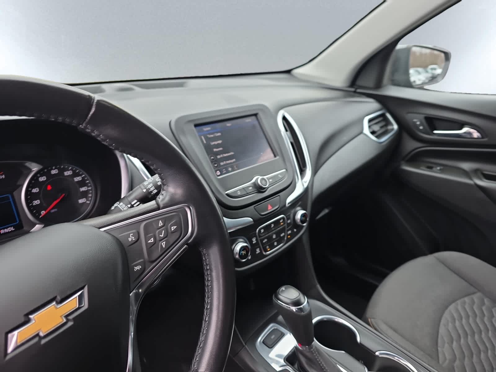 used 2021 Chevrolet Equinox car, priced at $26,998