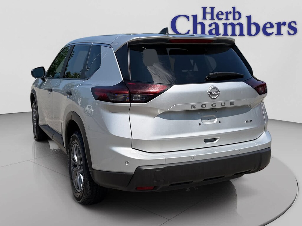 Used 2024 Nissan Rogue S SUV