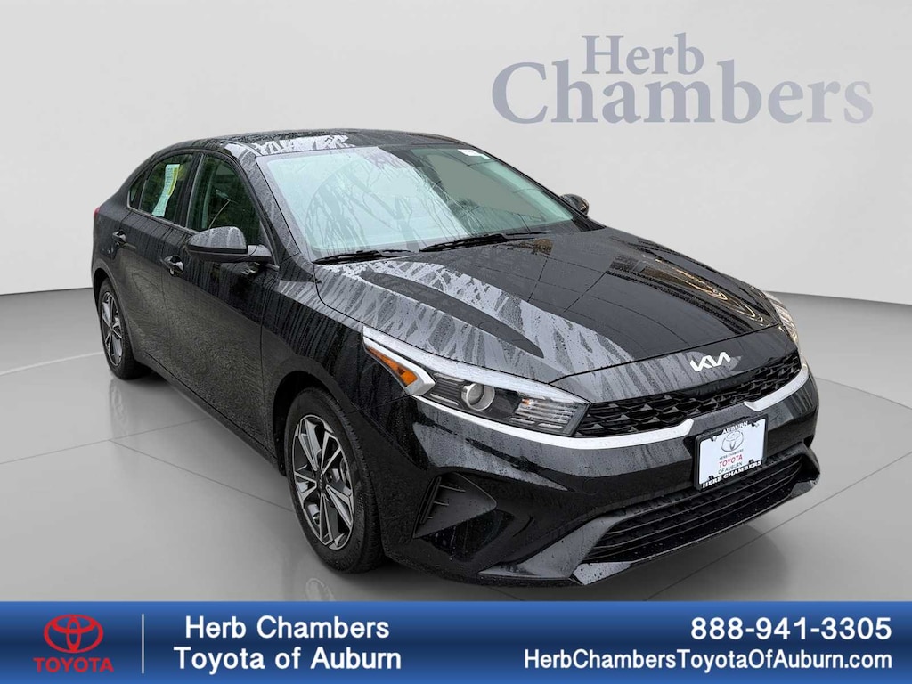 Used 2023 Kia Forte LXS Sedan