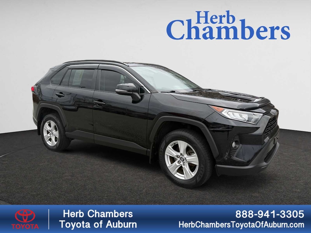Used 2020 Toyota RAV4 XLE SUV