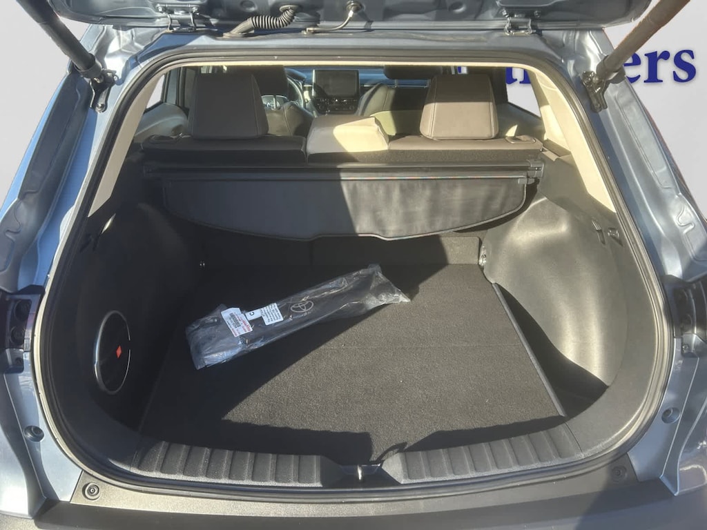 Used 2023 Toyota Corolla Cross XLE SUV