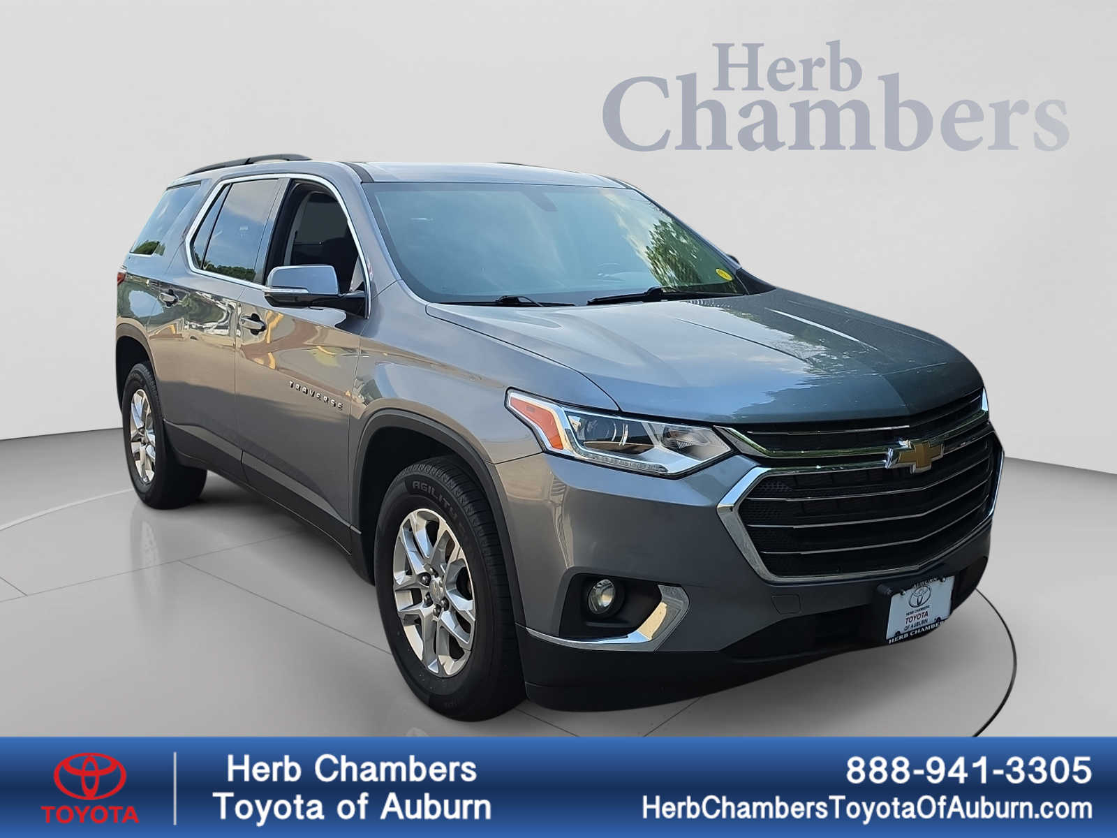 2020 Chevrolet Traverse LT Cloth