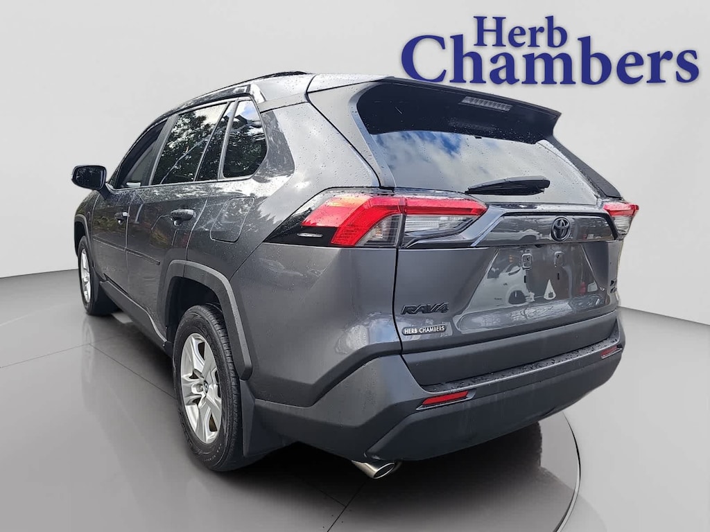 Used 2020 Toyota RAV4 XLE SUV