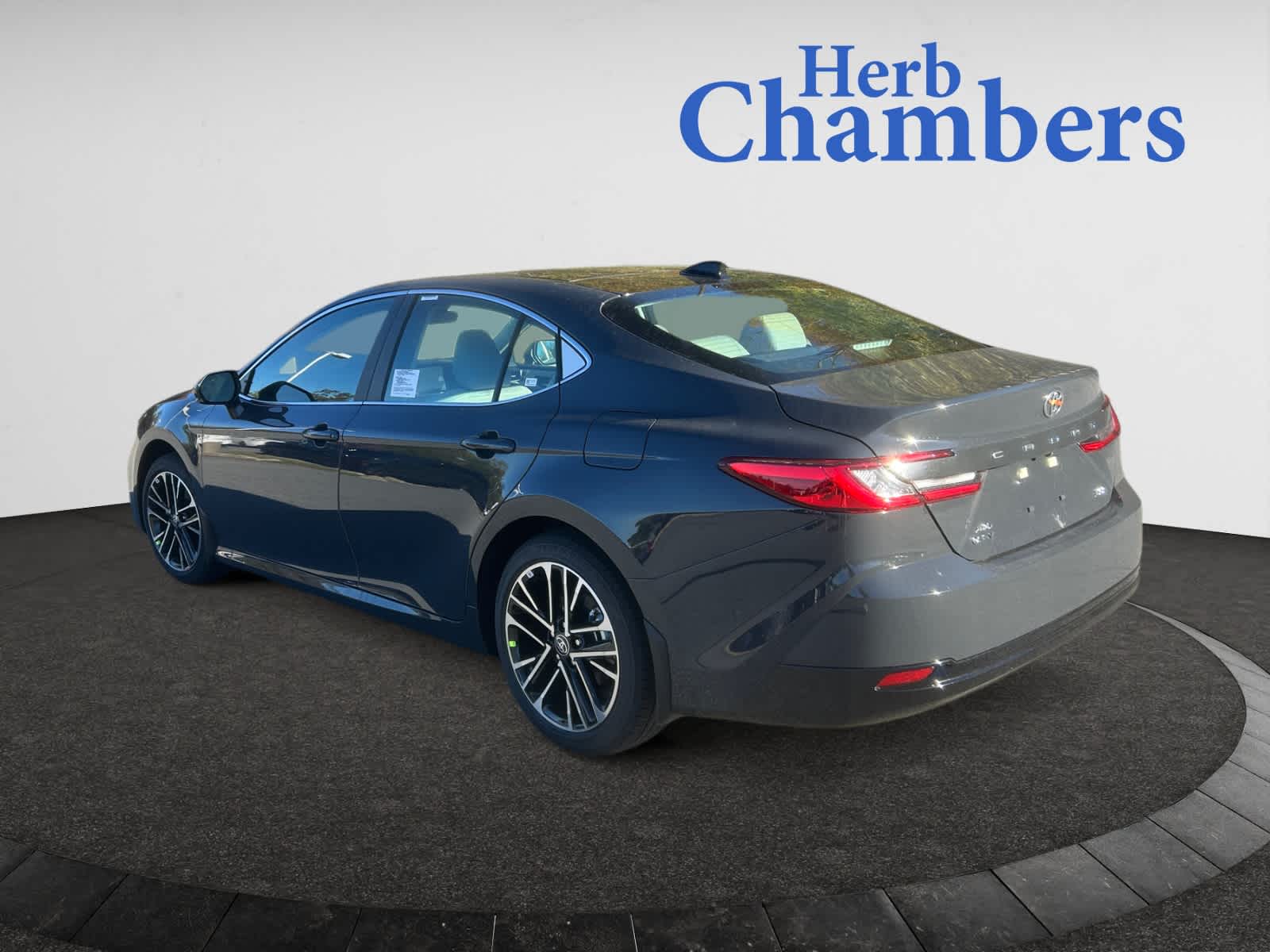 2026 Toyota Camry XLE photo 3