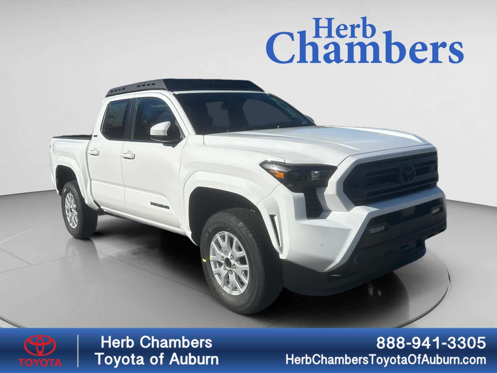 2025 Toyota Tacoma SR5's photo