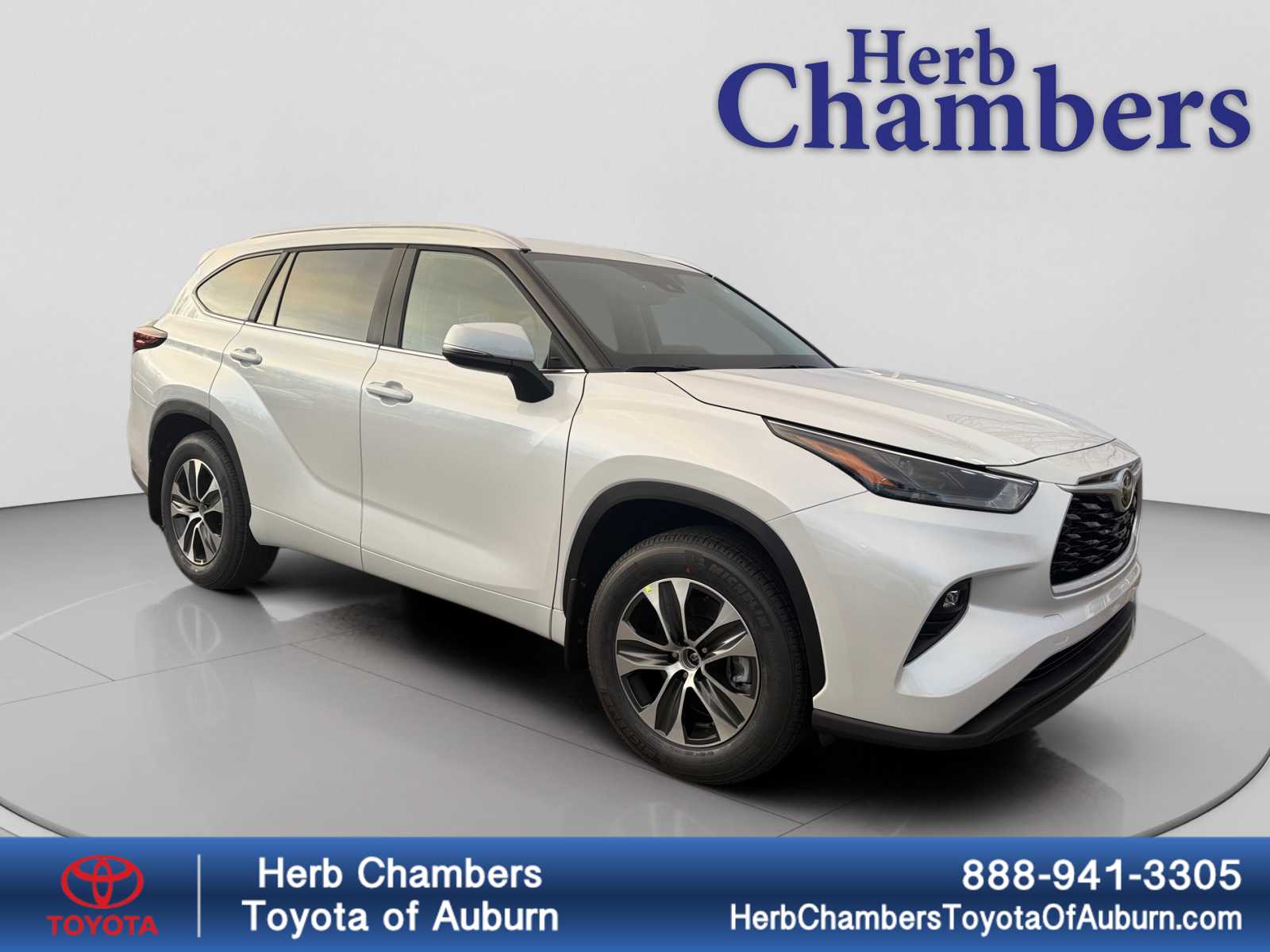 2026 Toyota Highlander SUV 