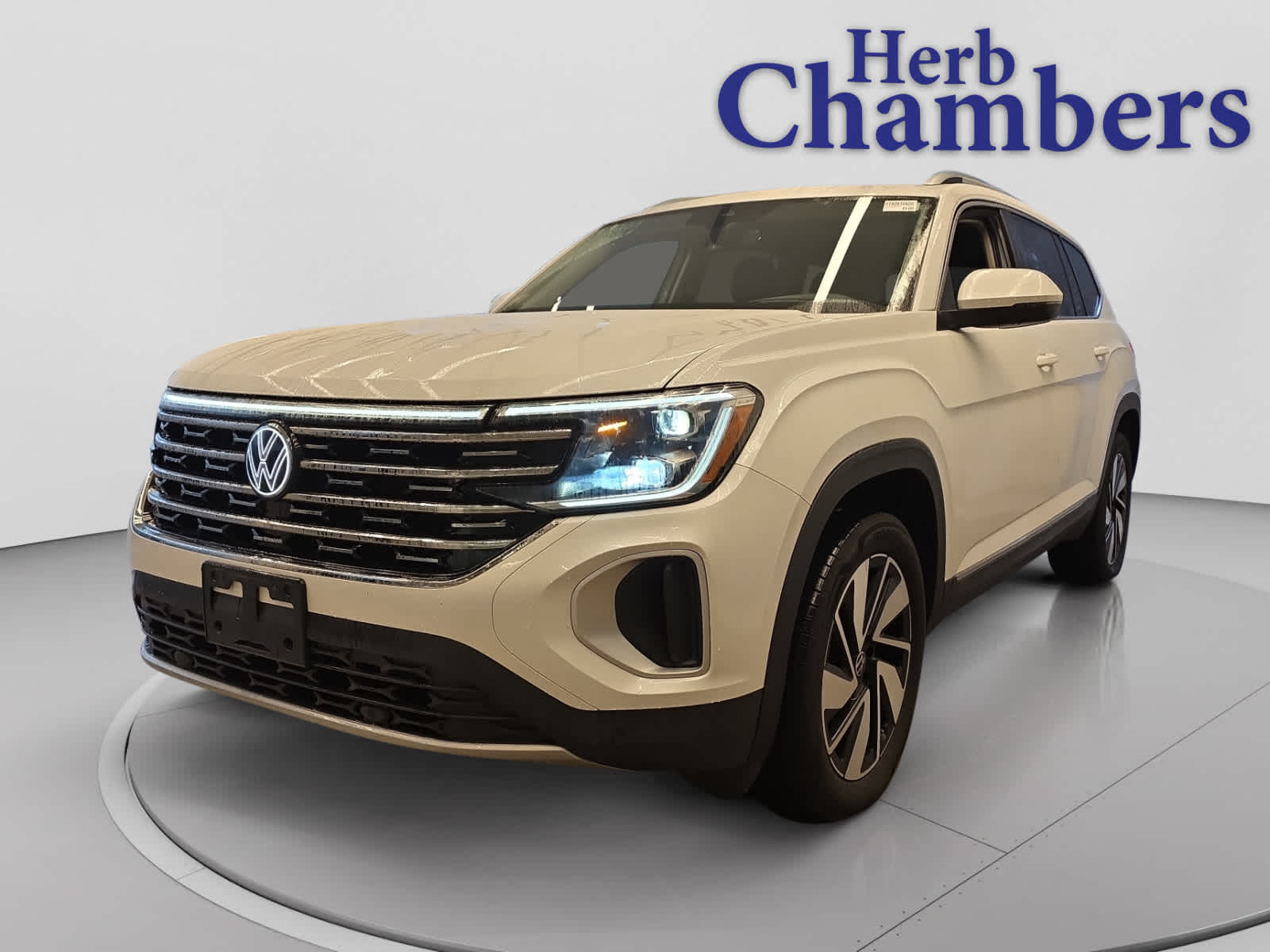 used 2025 Volkswagen Atlas car, priced at $39,998