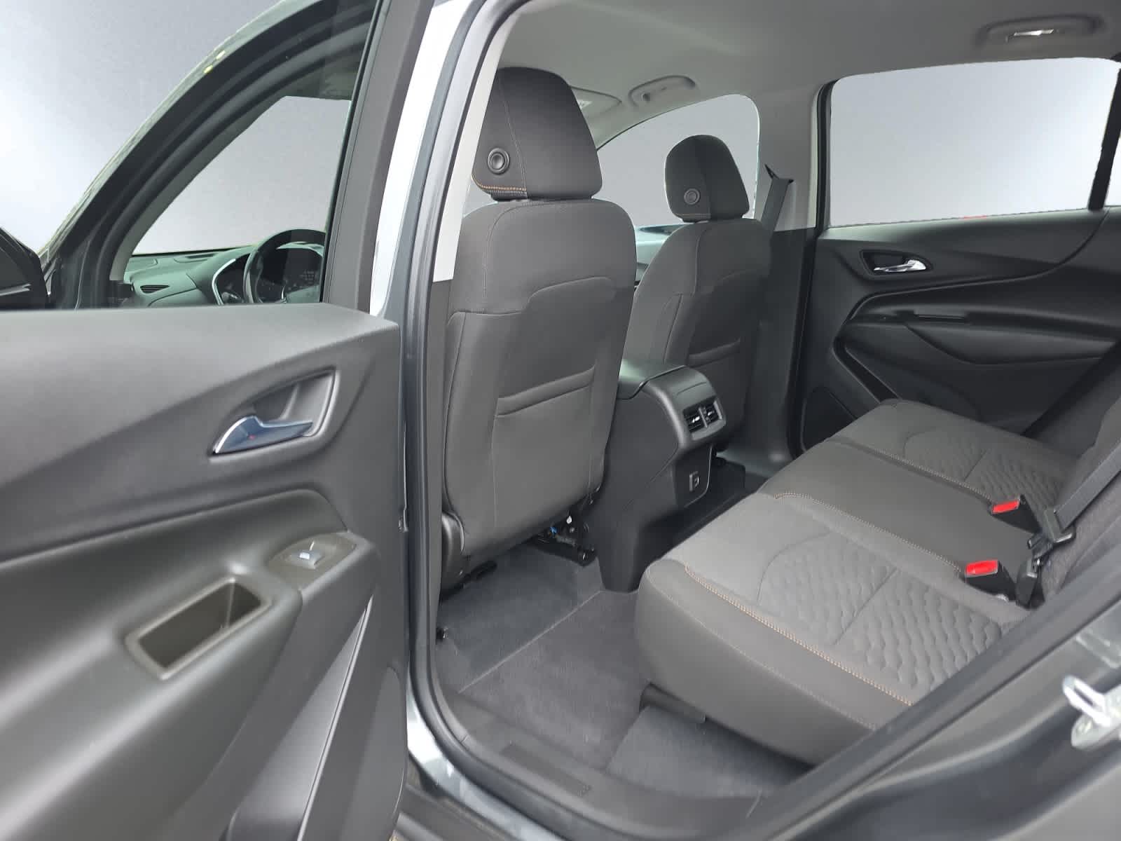 used 2021 Chevrolet Equinox car, priced at $26,998