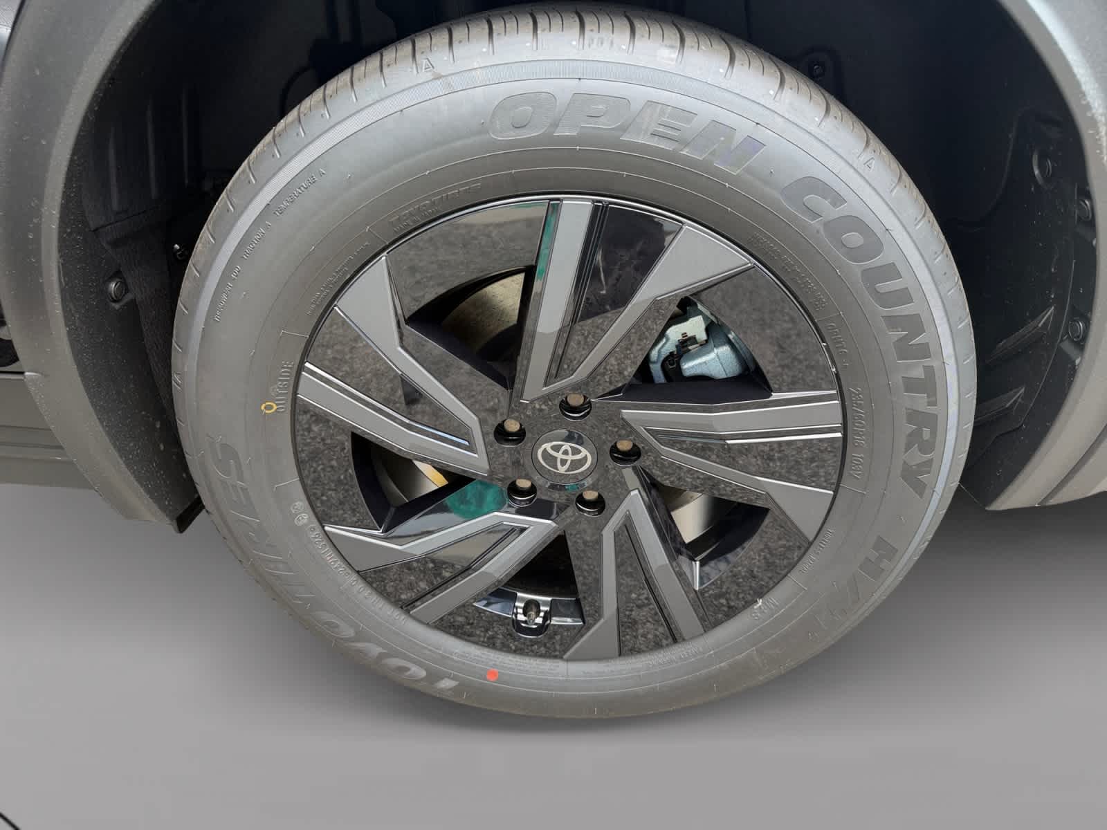 2026 Toyota C-HR SE - Photo 17