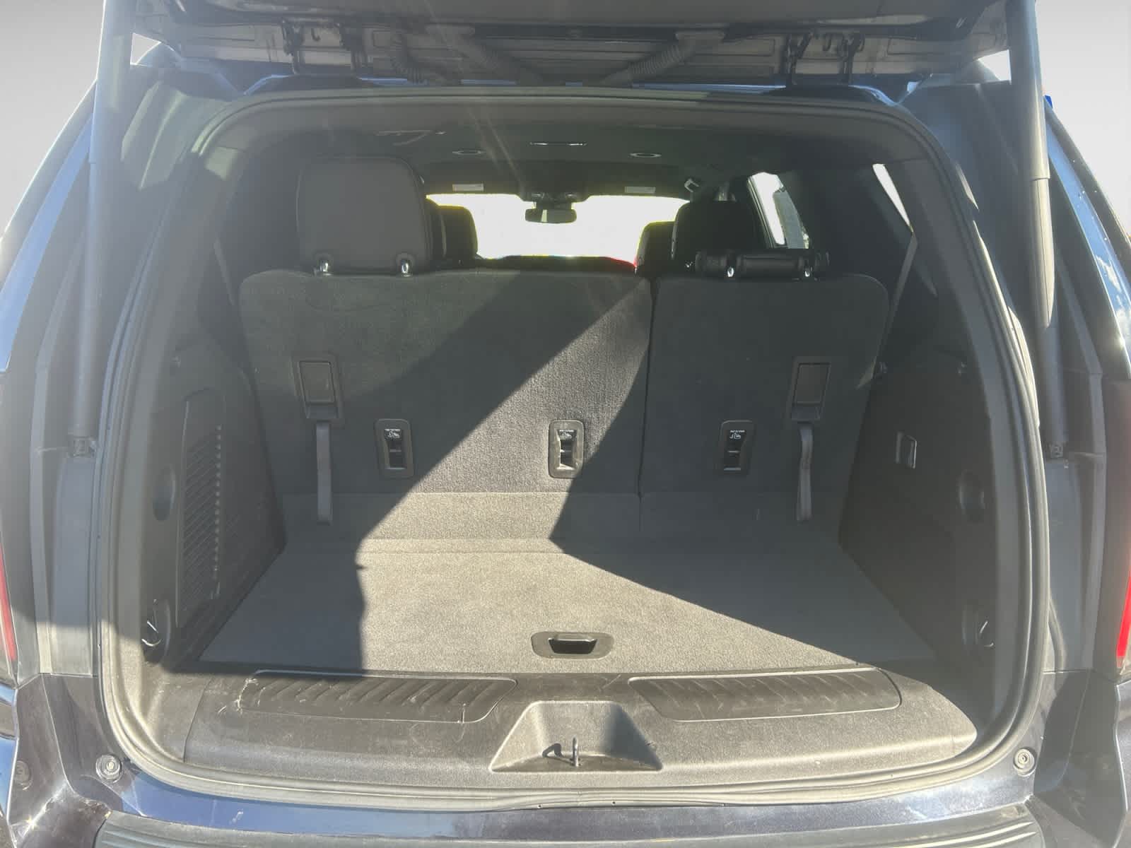2023 Chevrolet Tahoe LT photo 3