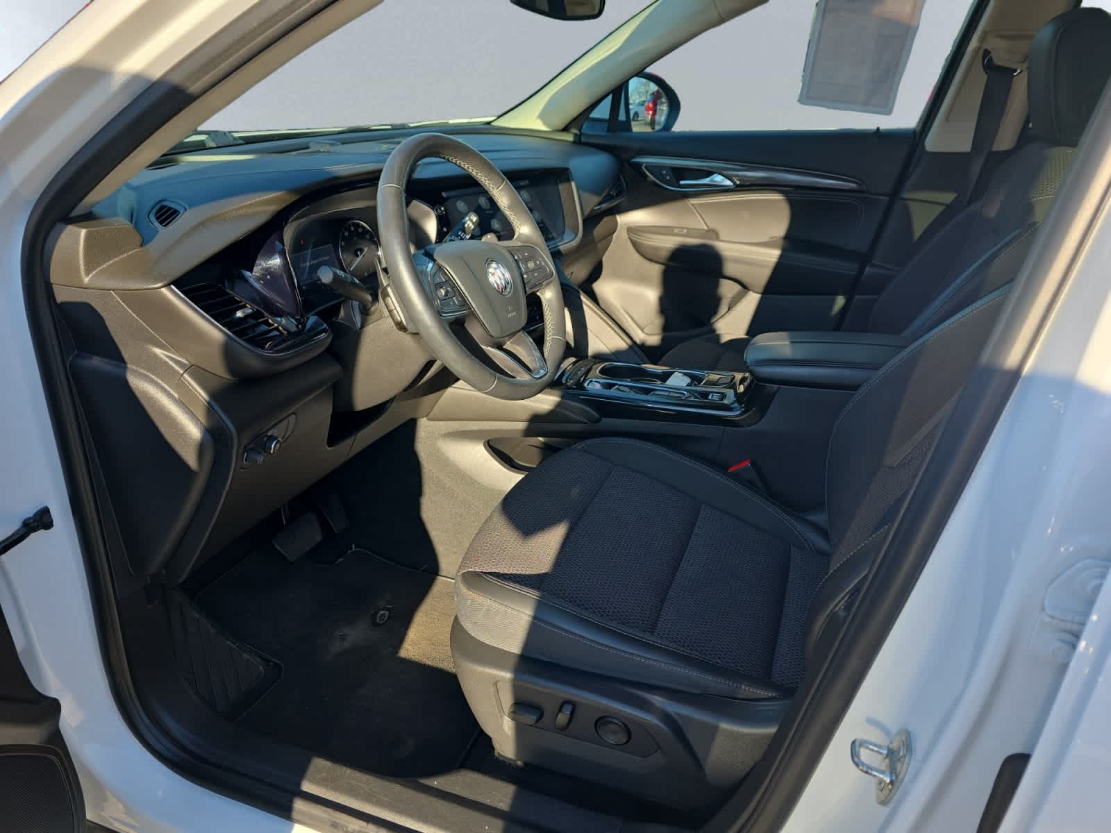 used 2021 Buick Envision car, priced at $22,998