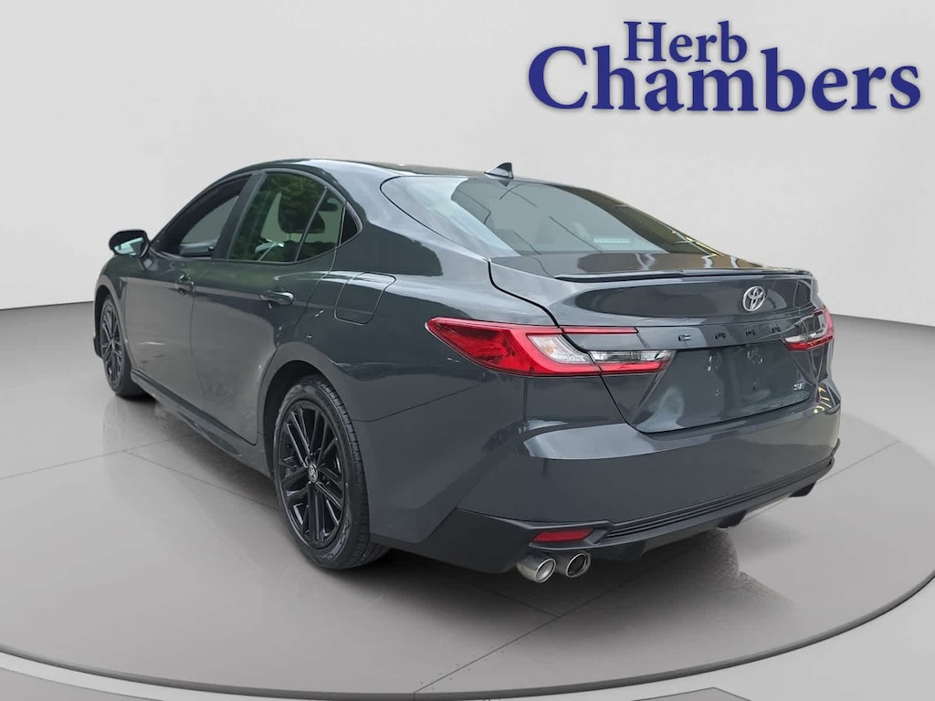 Used 2025 Toyota Camry SE Sedan