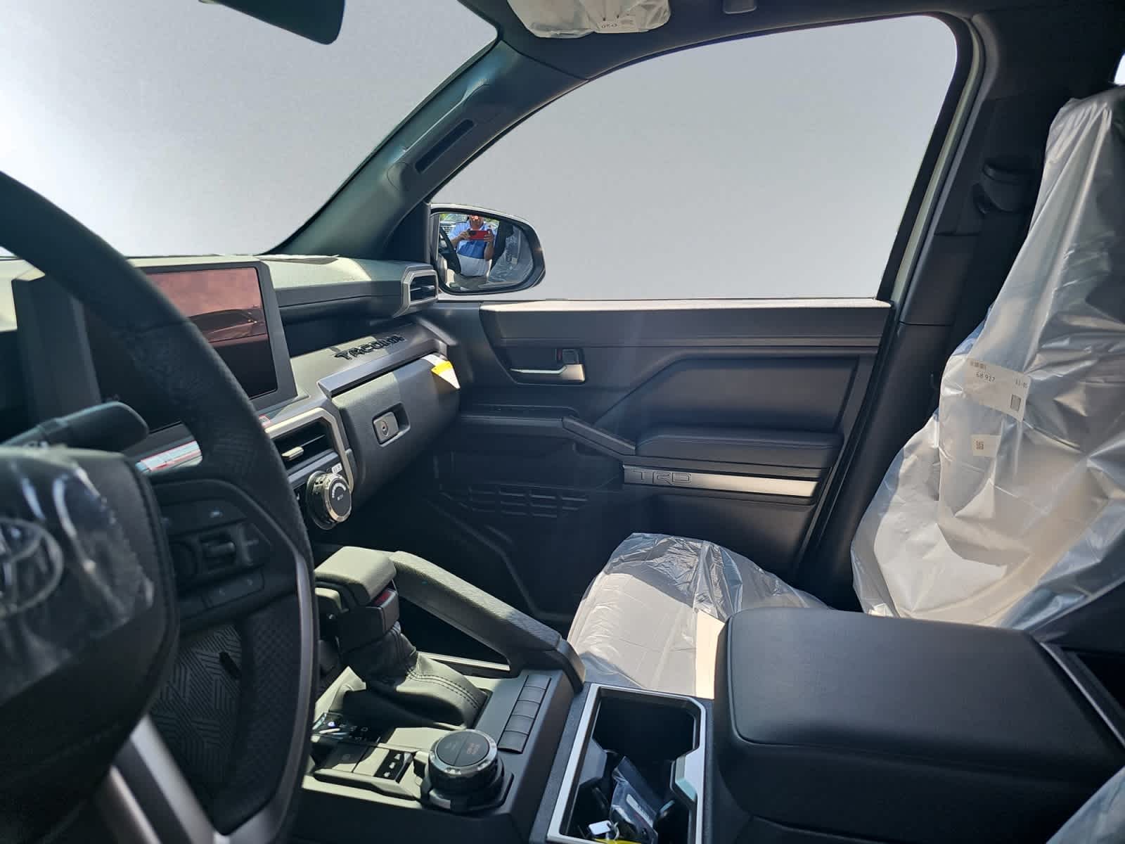 2025 Toyota Tacoma TRD Sport photo 4