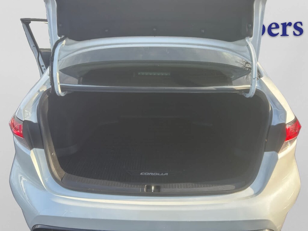 Used 2020 Toyota Corolla SE Sedan