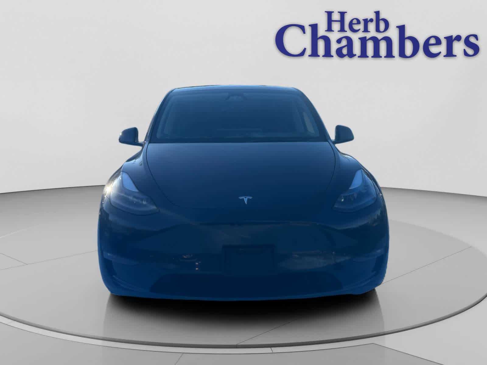 Used 2024 Tesla Model Y Long Range with VIN 7SAYGAEE2RF077818 for sale in Kansas City