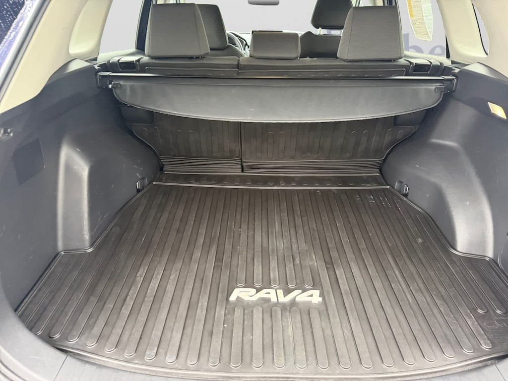 Used 2023 Toyota RAV4 XLE SUV