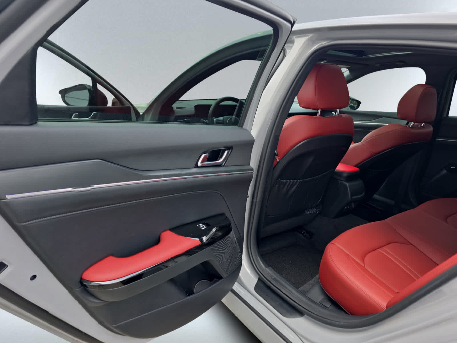 used 2025 Kia K5 car, priced at $33,998