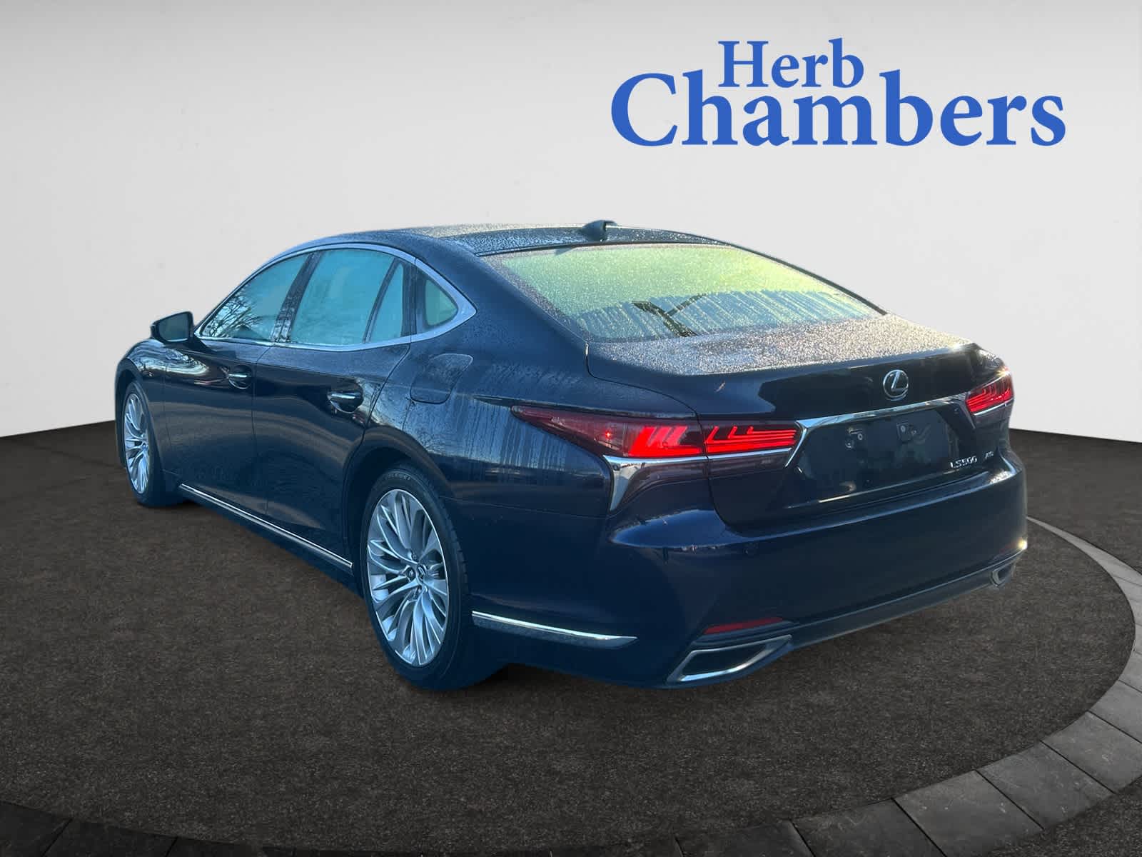 2018 Lexus LS 500 photo 3