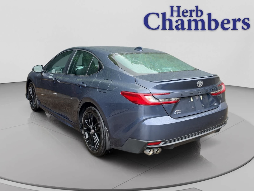 Used 2026 Toyota Camry SE Sedan