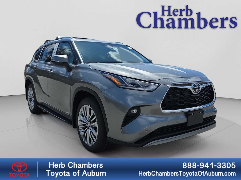 New 2026 Toyota Highlander Hybrid Platinum SUV