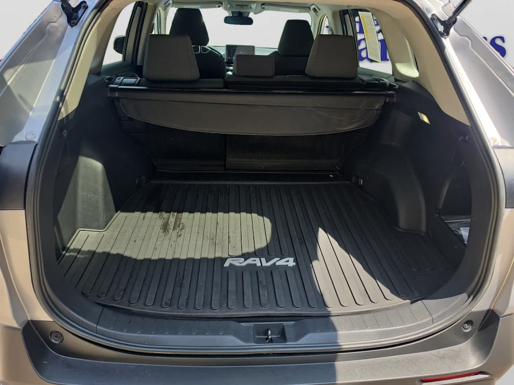 Used 2023 Toyota RAV4 XLE SUV