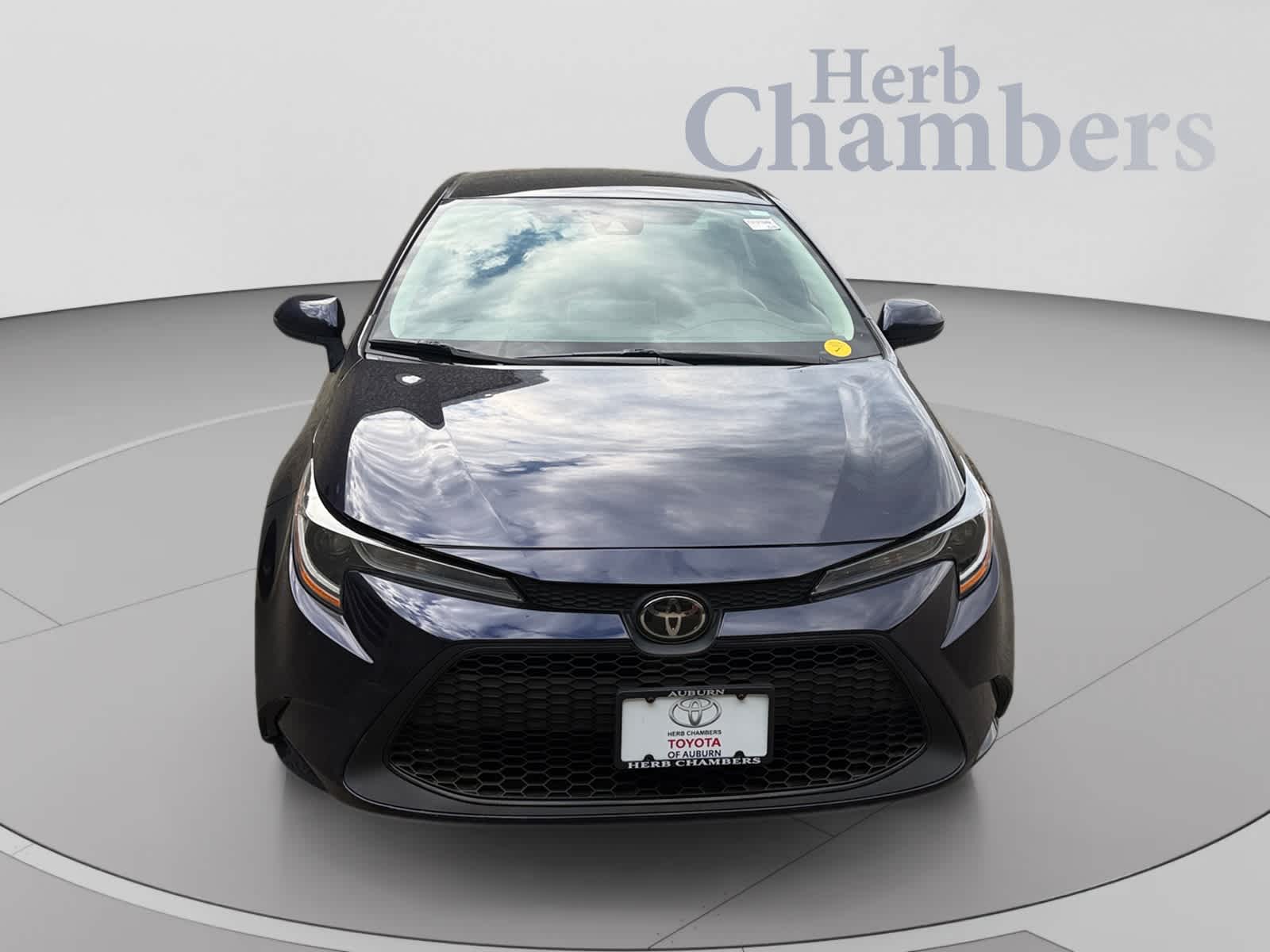 Used 2020 Toyota Corolla LE with VIN 5YFEPRAE2LP135894 for sale in Lynnfield, MA
