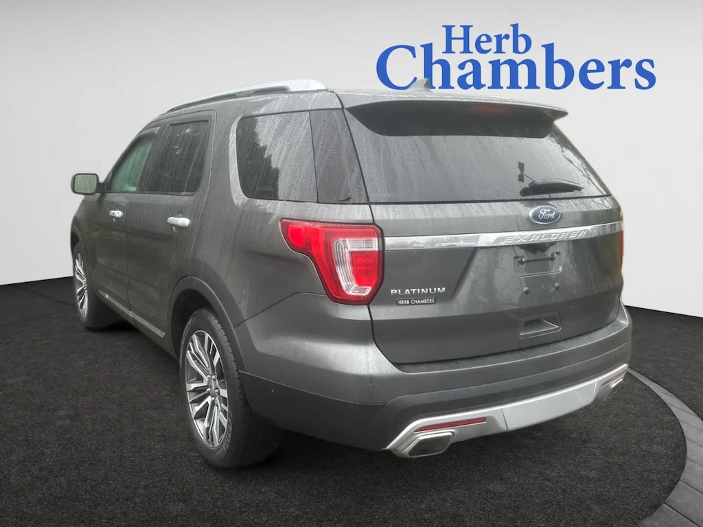 Used 2017 Ford Explorer Platinum SUV