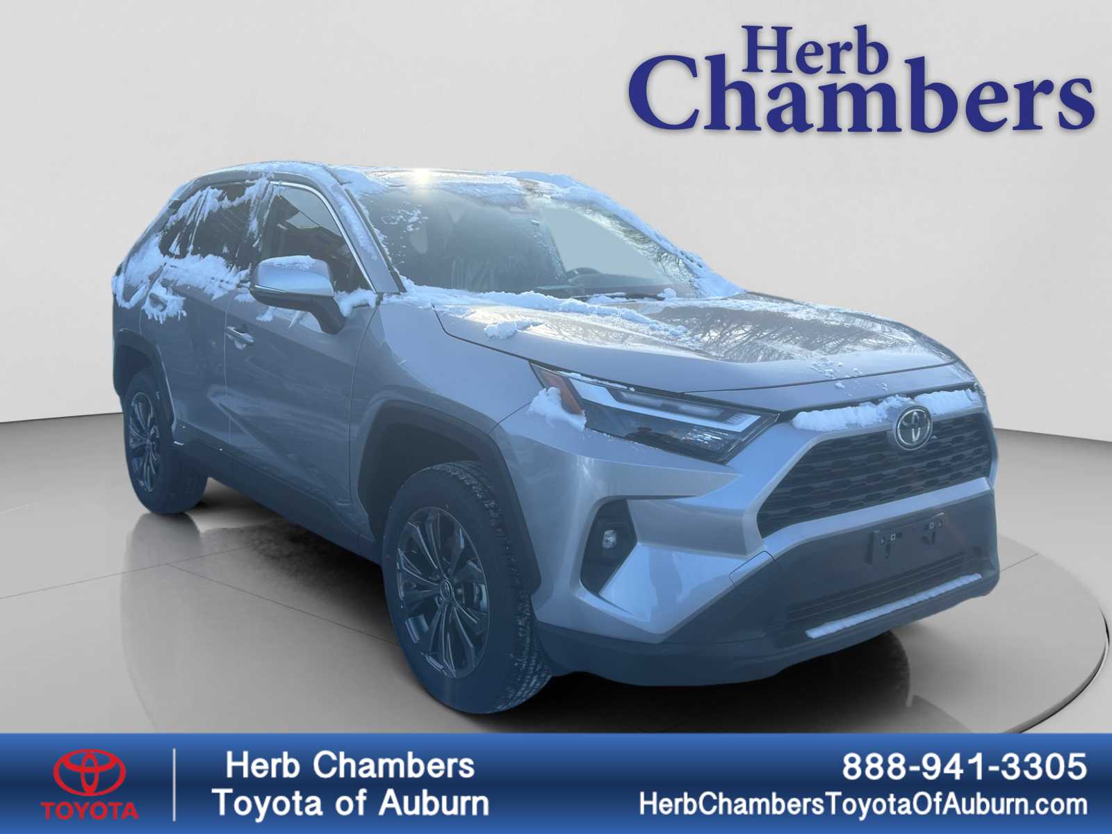 2025 Toyota RAV4 XLE Premium's photo