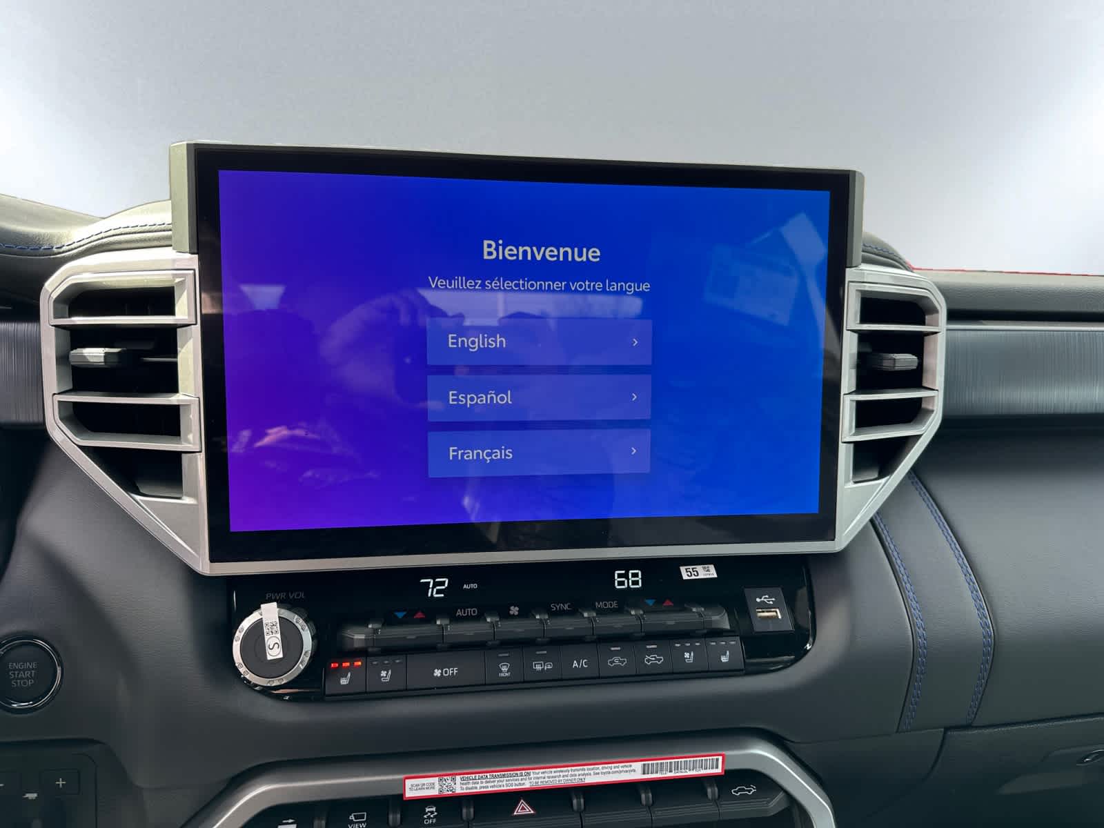 2025 Toyota Tundra Platinum - Photo 14