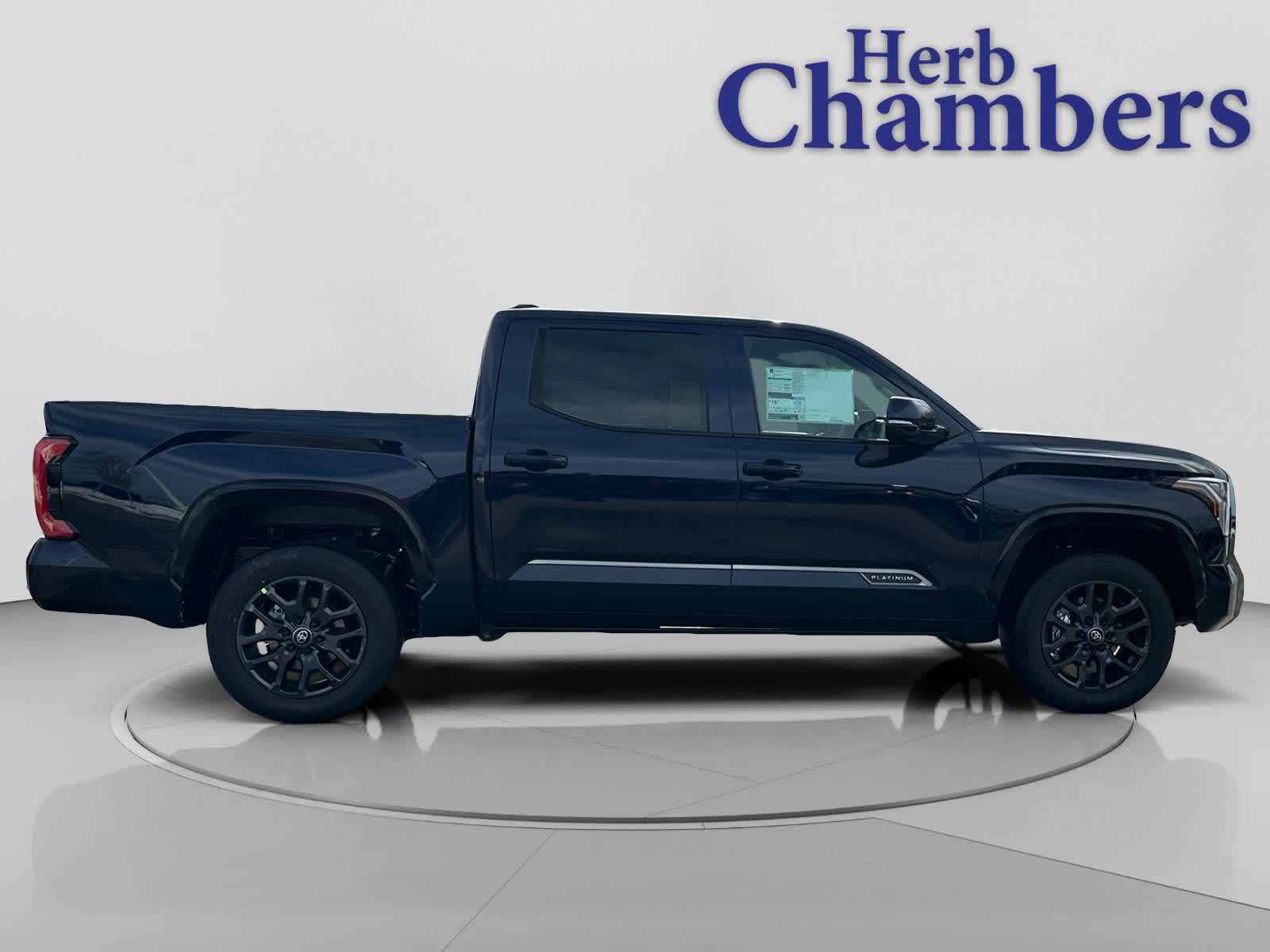 2025 Toyota Tundra Platinum - Photo 10