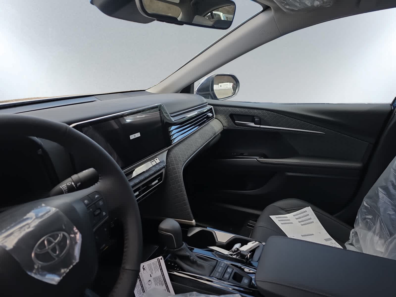 2026 Toyota Camry XLE - Photo 14