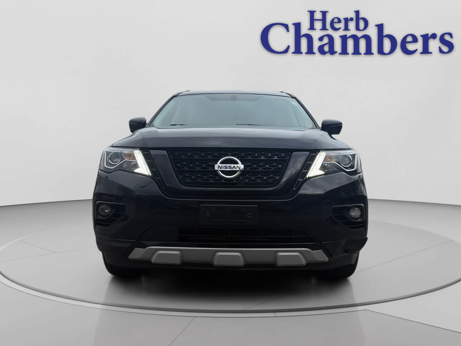 2019 Nissan Pathfinder SL photo 2