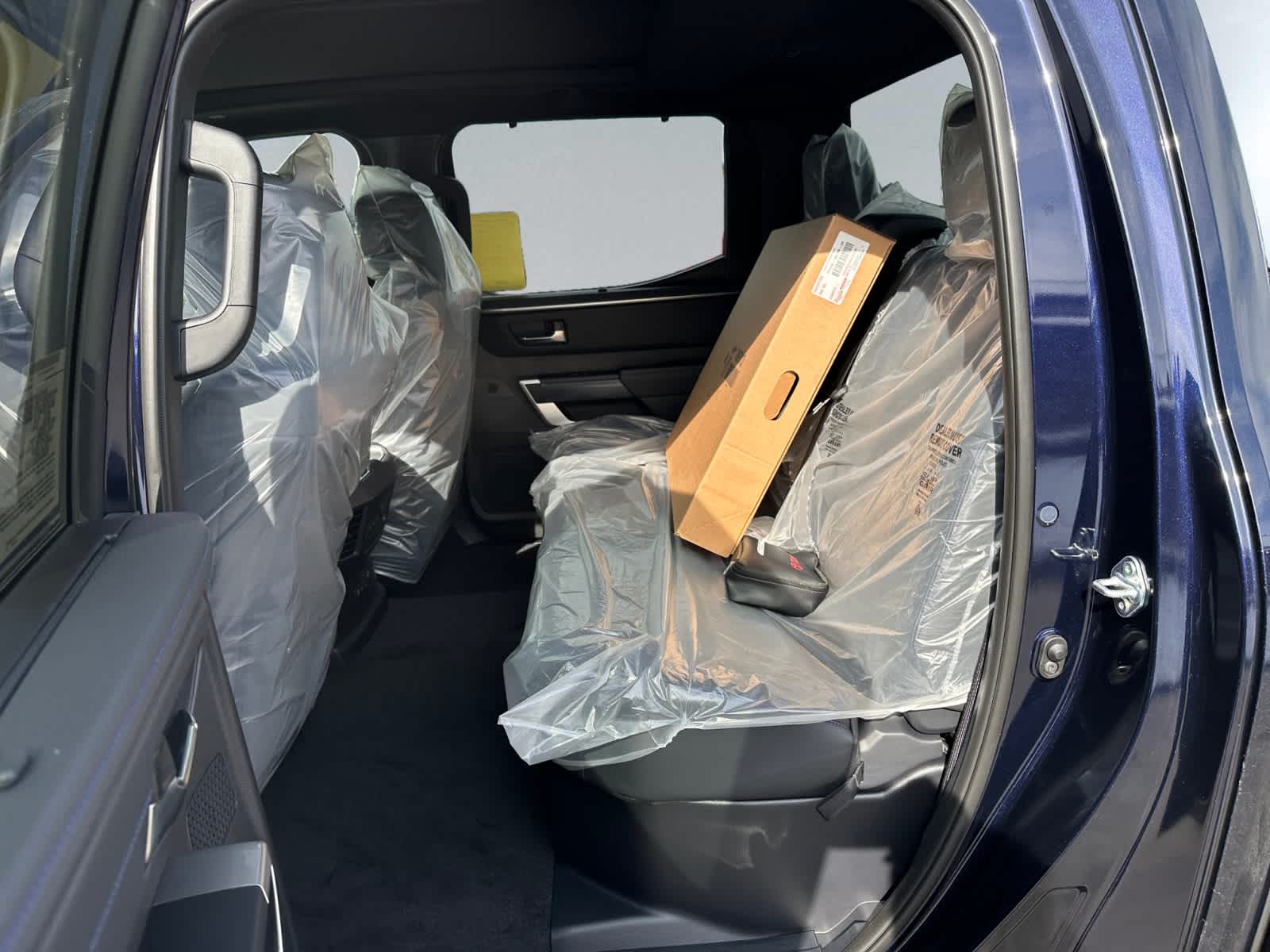 2025 Toyota Tundra Platinum - Photo 18