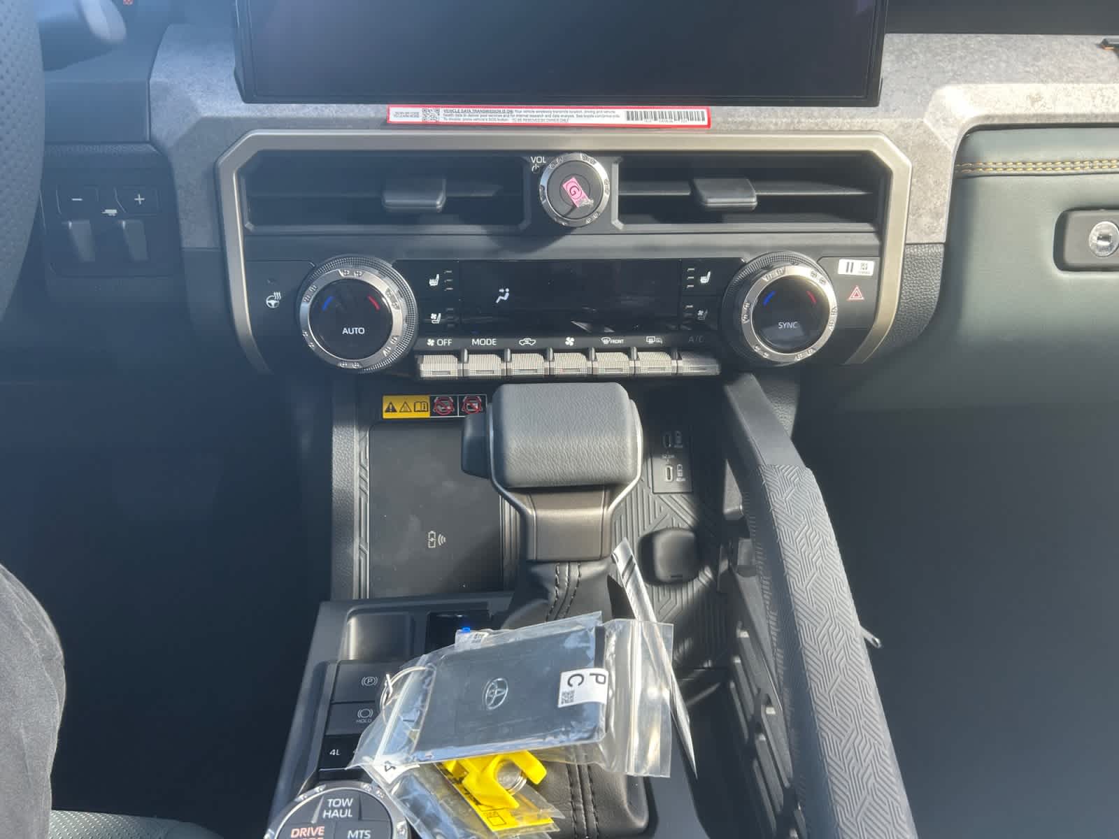 2025 Toyota Tacoma Trailhunter - Photo 16