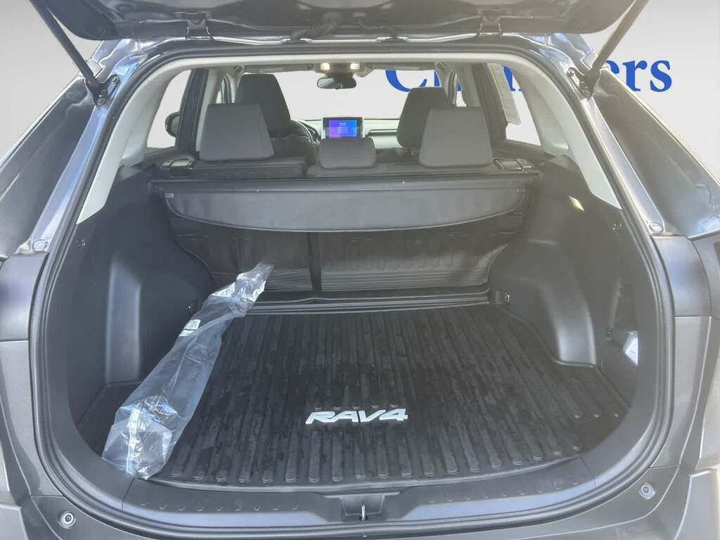 Used 2024 Toyota RAV4 XLE SUV