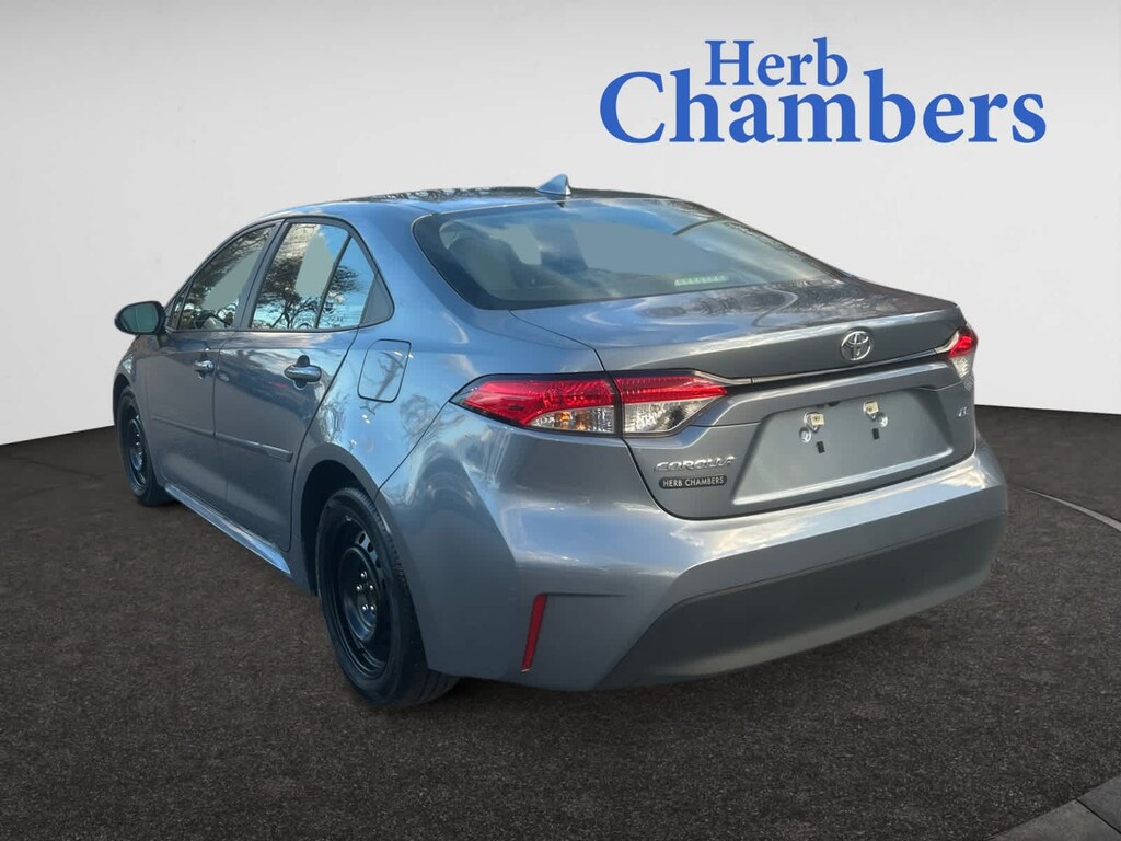 Used 2024 Toyota Corolla LE Sedan