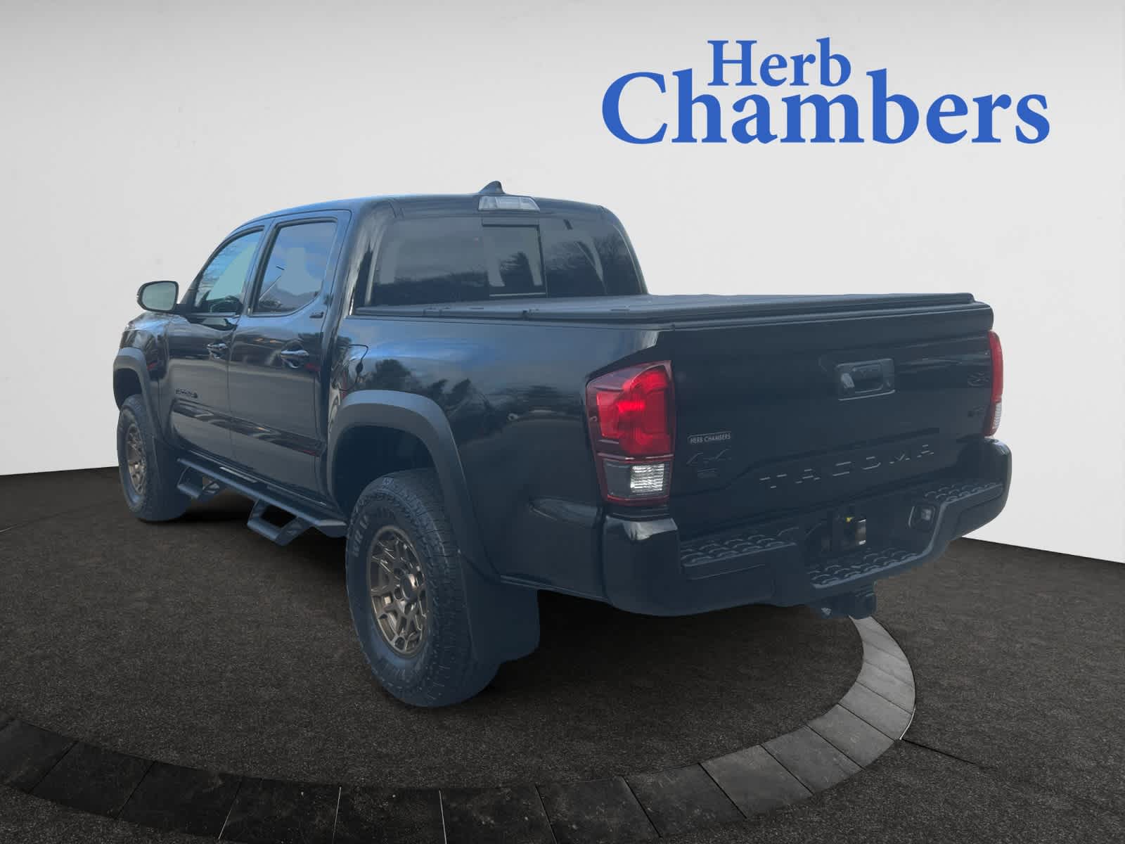 2023 Toyota Tacoma Trail Edition Double Cab V6 photo 3