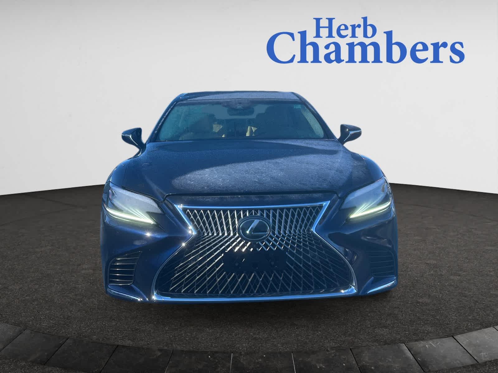 2018 Lexus LS 500 photo 2