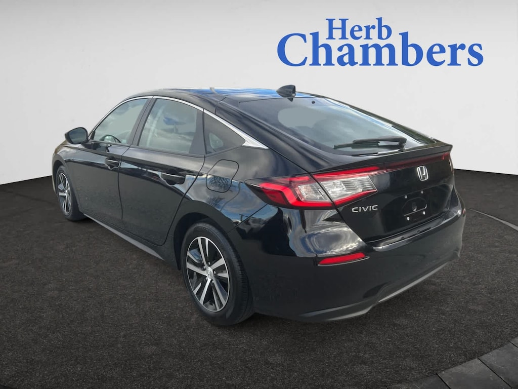 Used 2024 Honda Civic Hatchback LX Sedan