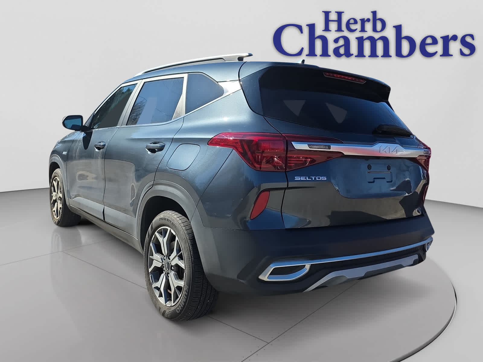 used 2022 Kia Seltos car, priced at $25,998