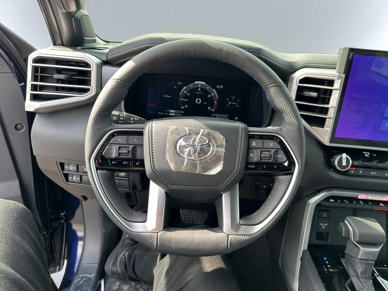 2025 Toyota Tundra Platinum - Photo 17