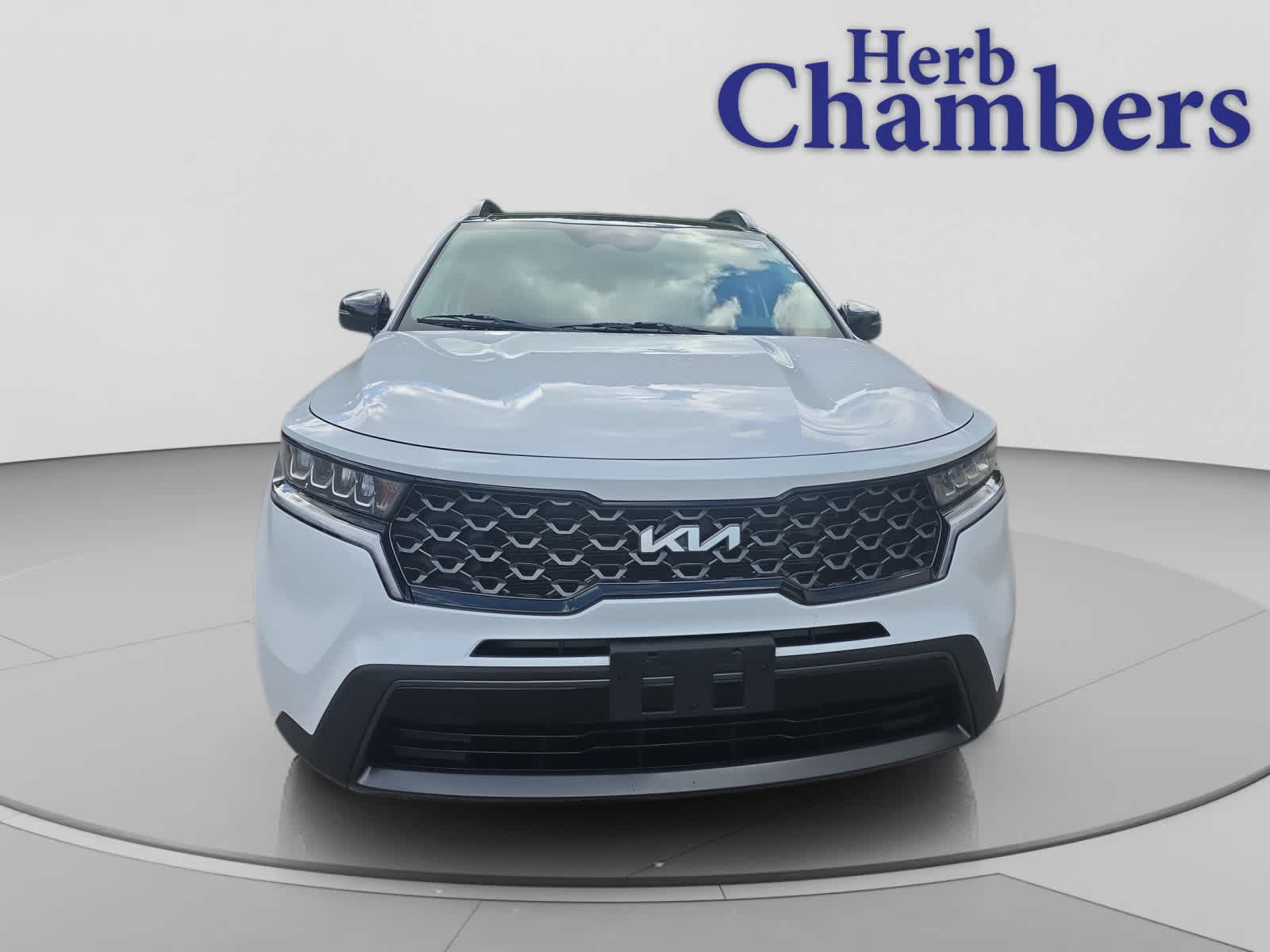 used 2022 Kia Sorento car, priced at $26,998