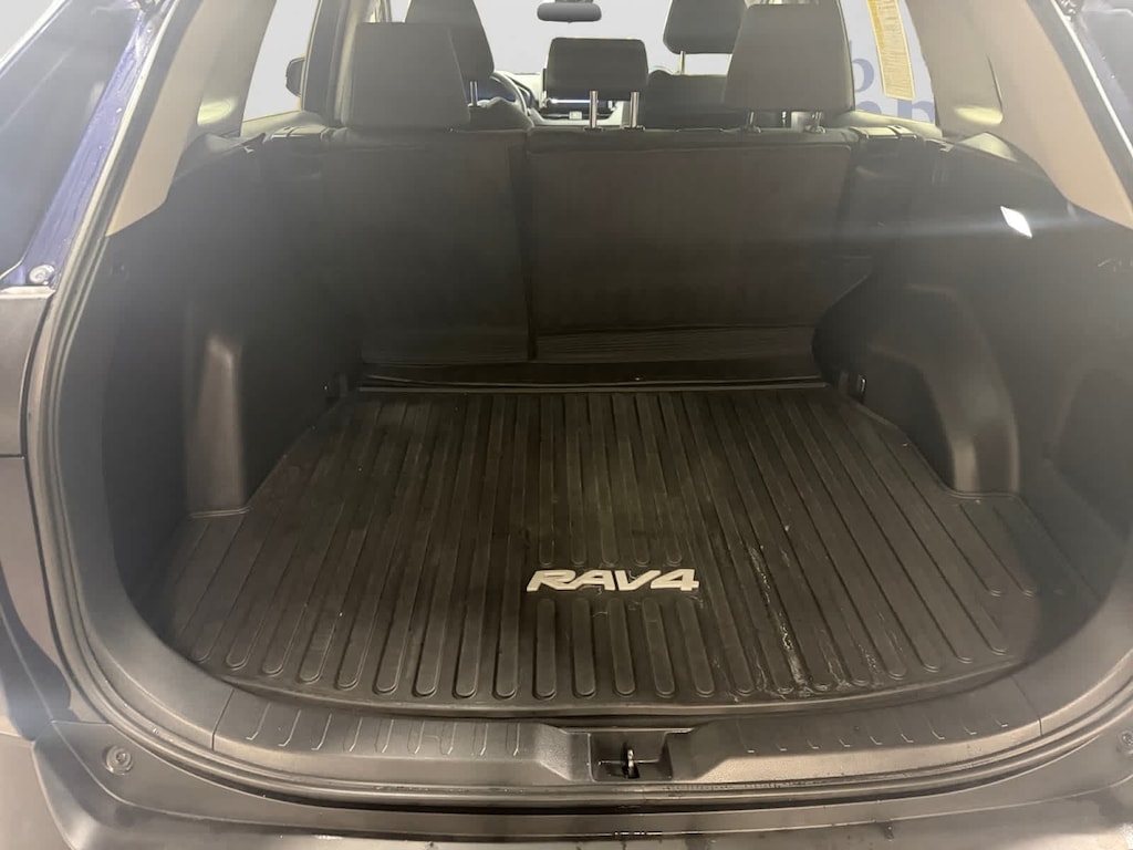 Used 2023 Toyota RAV4 Hybrid XLE SUV