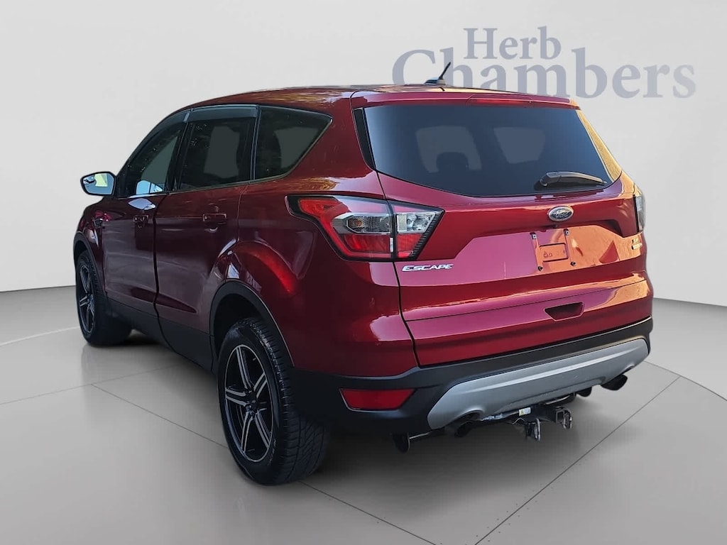 Used 2017 Ford Escape SE SUV