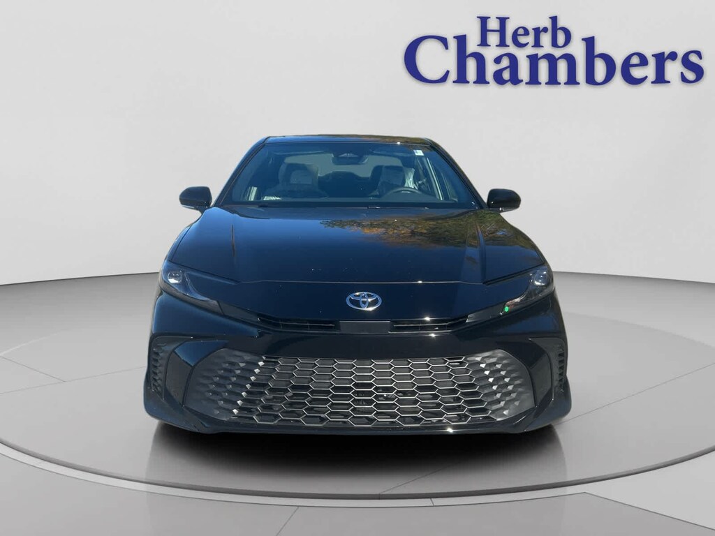 New 2026 Toyota Camry SE Sedan