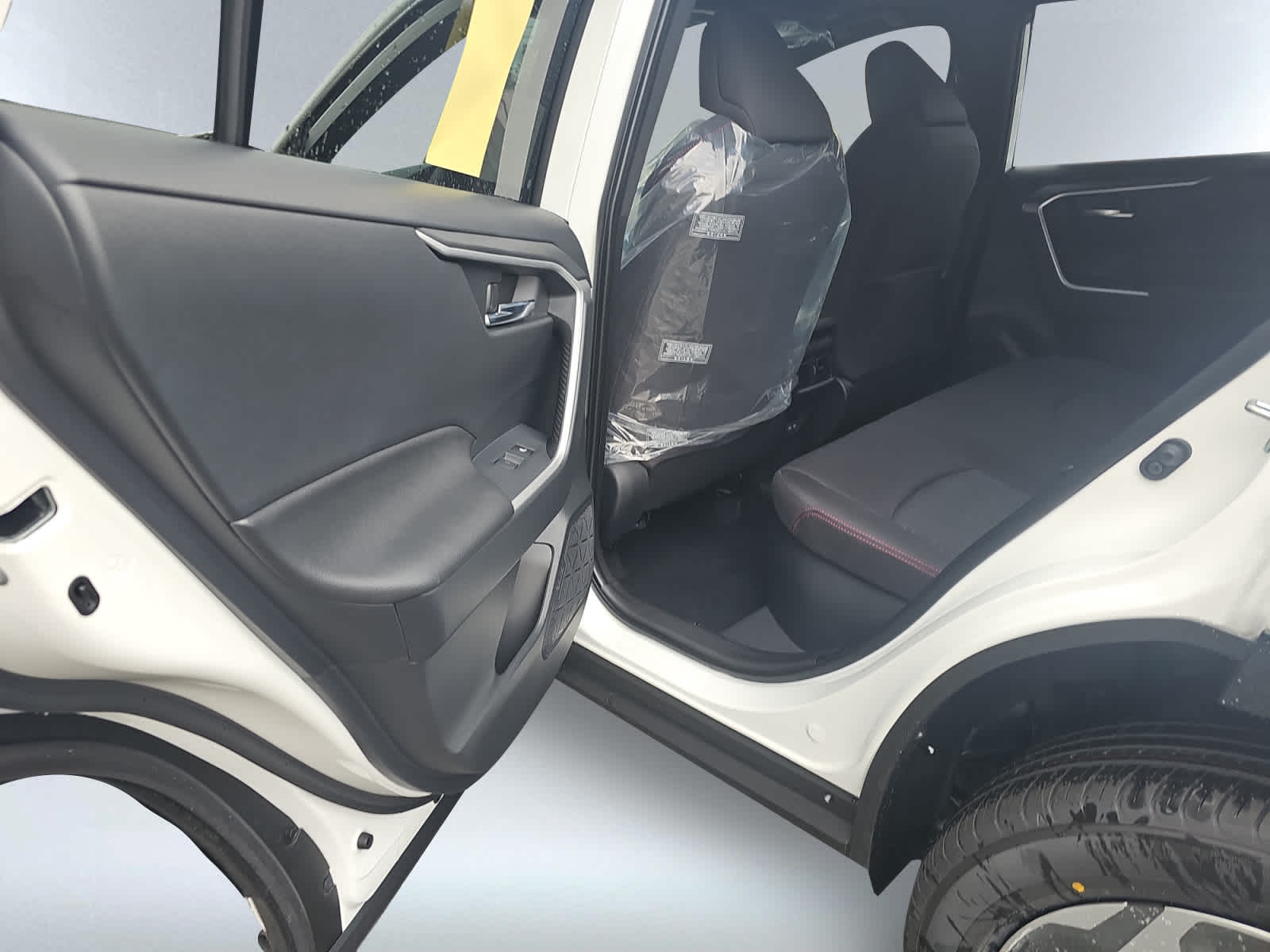 2025 Toyota Rav4 Plug-In Hybrid - Photo 20