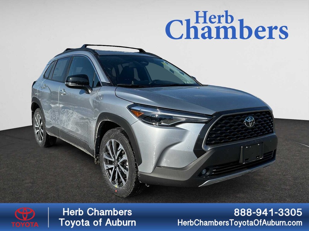 Used 2025 Toyota Corolla Cross XLE SUV