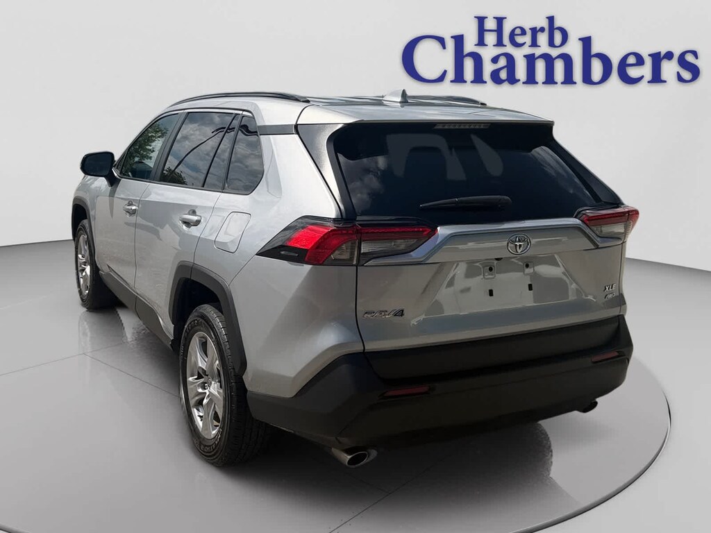 Used 2025 Toyota RAV4 XLE SUV