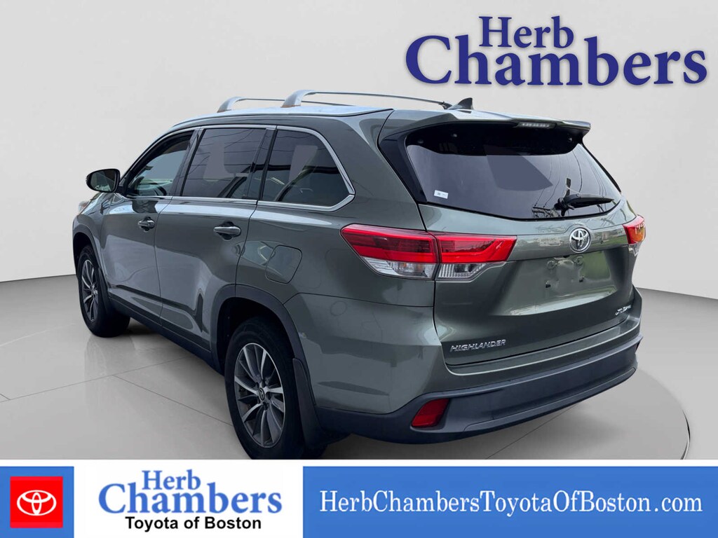 Used 2019 Toyota Highlander XLE SUV